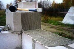 Укладка пеноблоков на цементный раствор